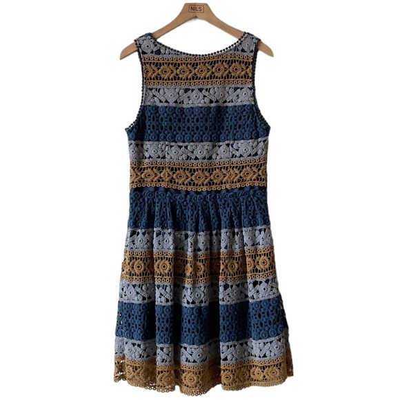 Anthro Maeve lace dress size 12 - Picture 6 of 7